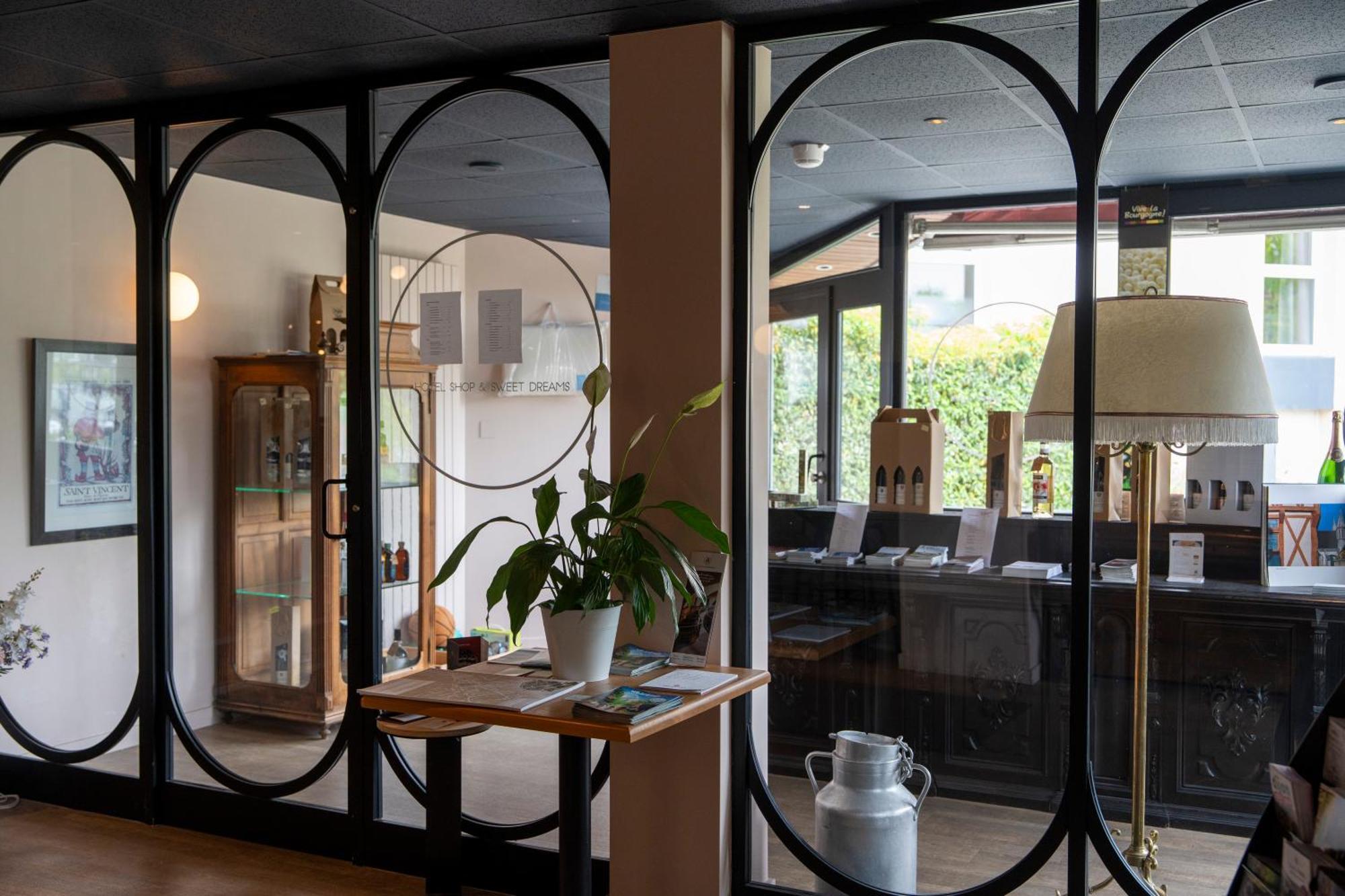 Hotel Kyriad Saint Georges Dijon Sud 3*